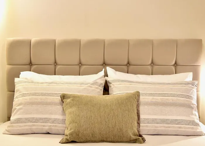 Melia Casa Nyaraló Tsairi