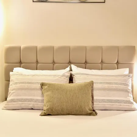 Melia Casa בית נופש Tsairi